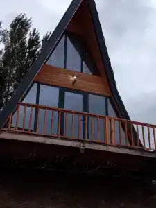 Гостевой дом с видом на пруд и горы - 8