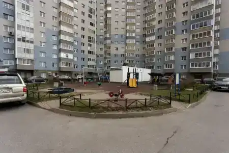 на Академической - 35