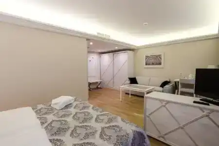 Таврический - 34