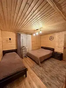 Домик с видом на горы - 90