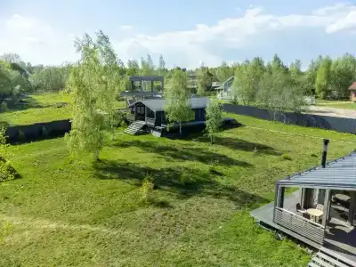 Цветочный домик с камином - 83