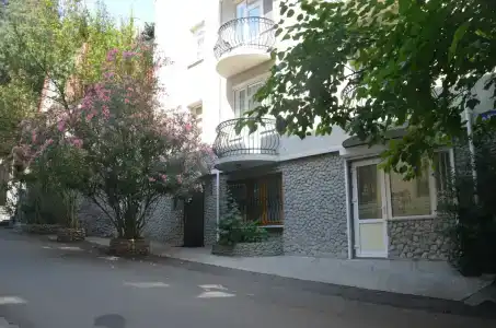 У Александра - 52