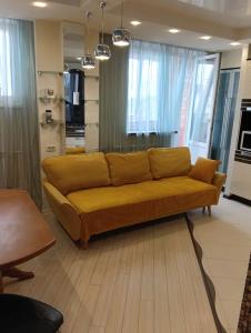 Apartment on Stantsionnaya 13 - 61
