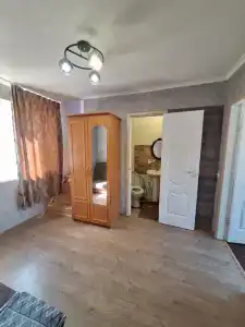 Дом с бассейном - 10