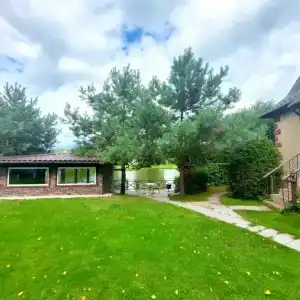 Дома на берегу озера - 4