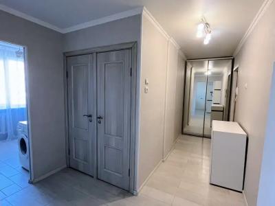 Квартиры на 9 Апреля 62 - 85