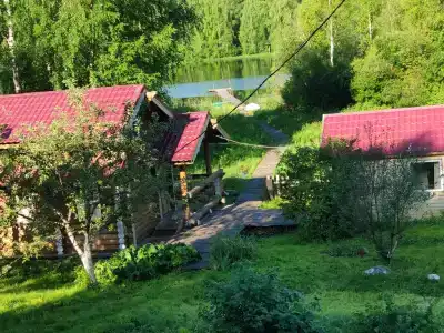 Уютный коттедж у реки - 2