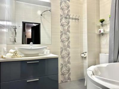 на Дмитрия Донского 20 - 19