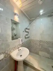 Аут - 8