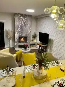 Красивый и уютный дом с камином у Медного Озера. - 6