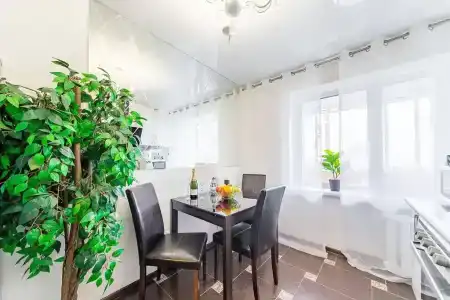 Квартиры на Максима Танка 16 - 100