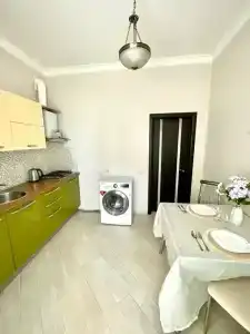 на Свободы, 35 - 16