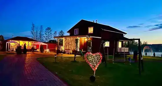 Дом на берегу озера - 1