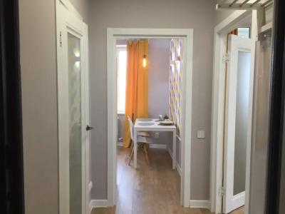 Apartment on Stantsionnaya 13 - 18