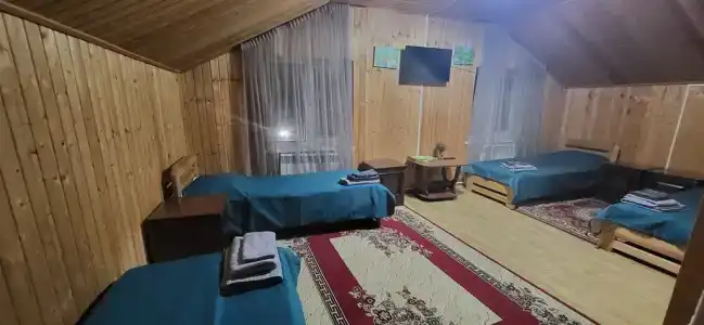 Уютный двухэтажный гостевой дом У ручья - 4