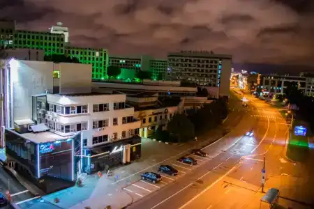 Luxe ApartComplex Nemiga Исторический центр - Минск - 13