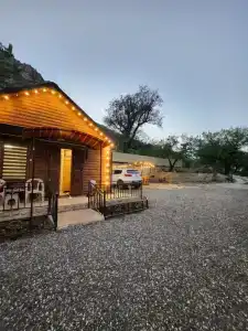 Дом с видом на горы - 1