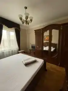 Олимпия 2 - 27