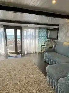 Эллинг на самом берегу моря - 2