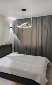 Квартиры на Юных Ленинцев 8 - 15