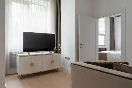 Grand Royal Residences - 232