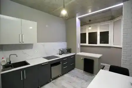 Квартиры на Поповича 8 - 28