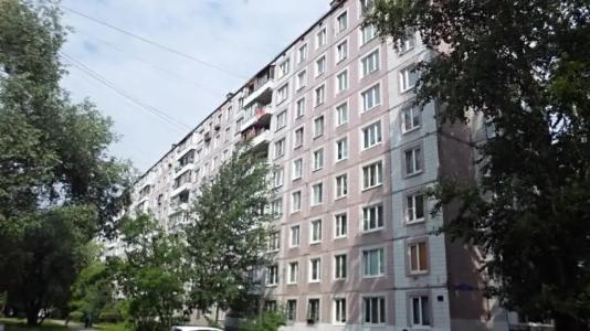 В центре - 13