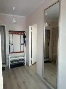 Квартира с балконом и видом на город - 12