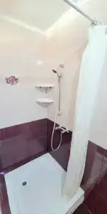 Двухэтажный коттедж с двориком - 8