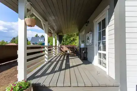 Уютный дом в Дачном поселке - 1