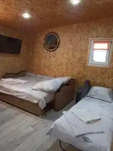 Уютный гостевой домик во дворе частной усадьбы - 57