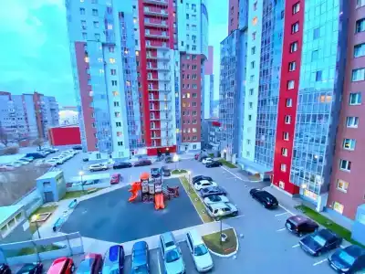 Республики 33А - 9