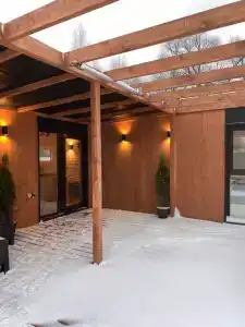 Домик у реки с сауной и бочкой фурако - 26
