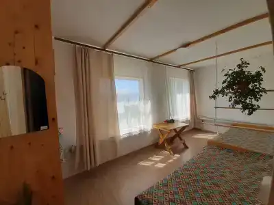 The House - 6