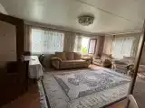 Уютный дом с видом на горы