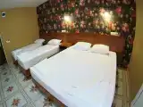 Четырёхместный номер полулюкс с балконом