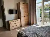Трёхместный номер 306