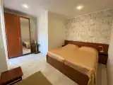 Трёхместный номер с балконом