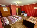 Трёхместный номер 9 комната улучшенная