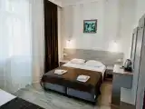 Трёхместный номер стандарт с балконом