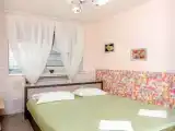 Двухместный номер с 1 кроватью эконом-класса с двуспальной кроватью