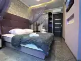 Трёхместный номер №8 серый гламур двухкомнатный