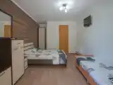 Трёхместный номер рядом с Ореховой рощей, Белой набережной, Галечным пляжем