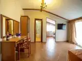 Четырехместный Четырёхместный номер