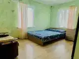 Трёхместный номер люкс с видом на горы