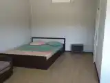 Трёхместный номер с видом на бассейн