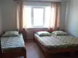 Трёхместный номер с 3 отдельными кроватями