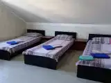 Трёхместный номер с удобствами и видом на город
