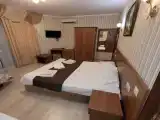 Трёхместный номер стандартный с доп местом с балконом с видом на море