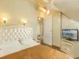 Двухместный номер с 1 кроватью Люкс с балконом